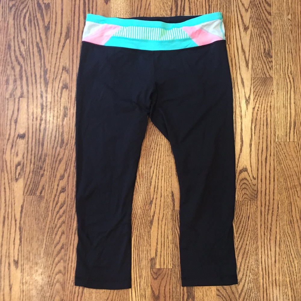 Lululemon Athletics Cropped Leggings Size 10